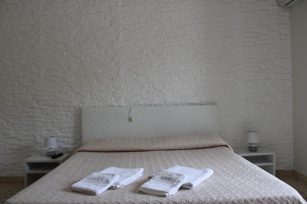 B&B Il Giardino Delle Meraviglie Melito Di Porto Salvo Zewnętrze zdjęcie